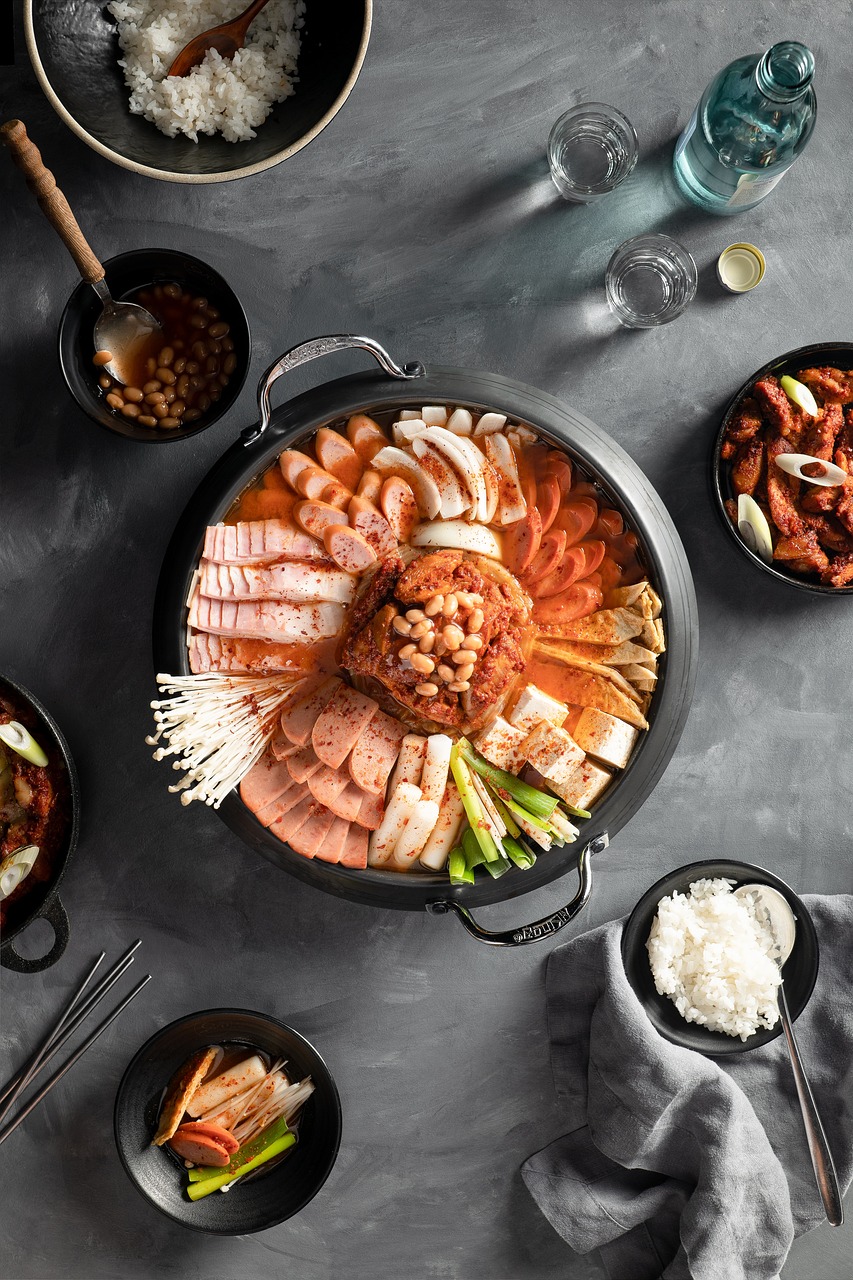 줄 서서 먹는 유명 국밥집 직접 기다려서 먹어본 솔직 리뷰 정말 기다릴 가치가 있었을까